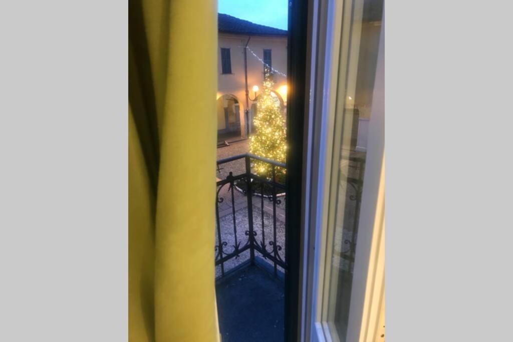 Green Appartamenti I Portici Nel Centro Storico メルツォ エクステリア 写真